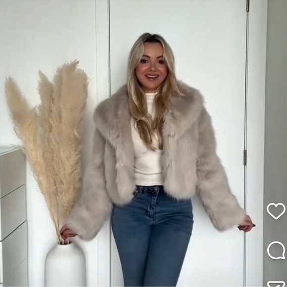 ZARA SHORT FAUX FUR LAPEL
COLLAR COAT - Picture 11 of 15